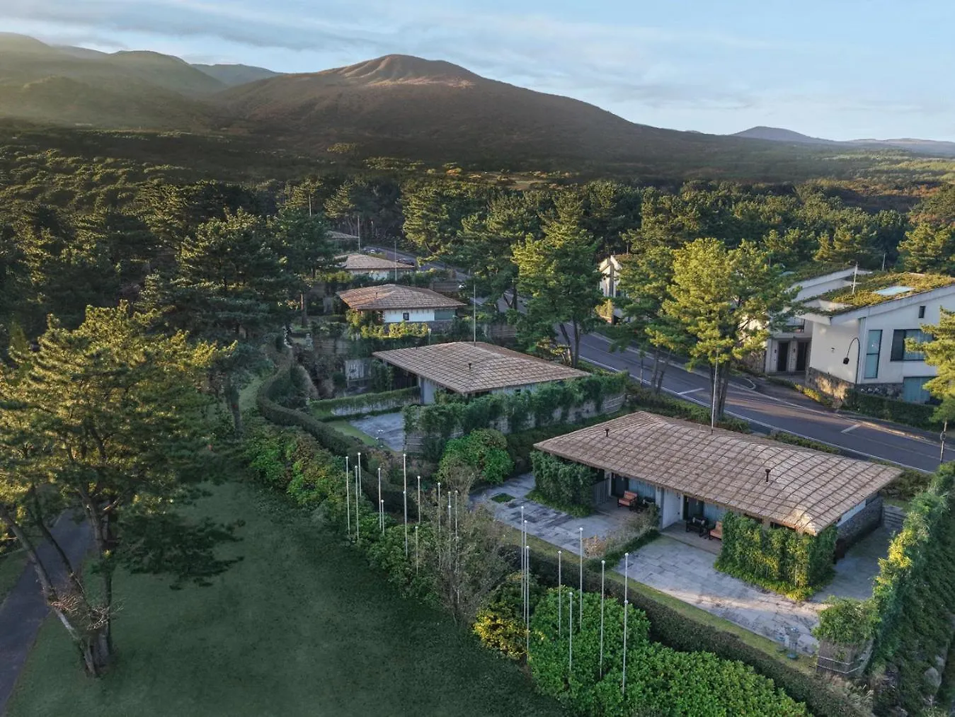 Amber Pure Hill Hotels & Resorts Jeju 5*,