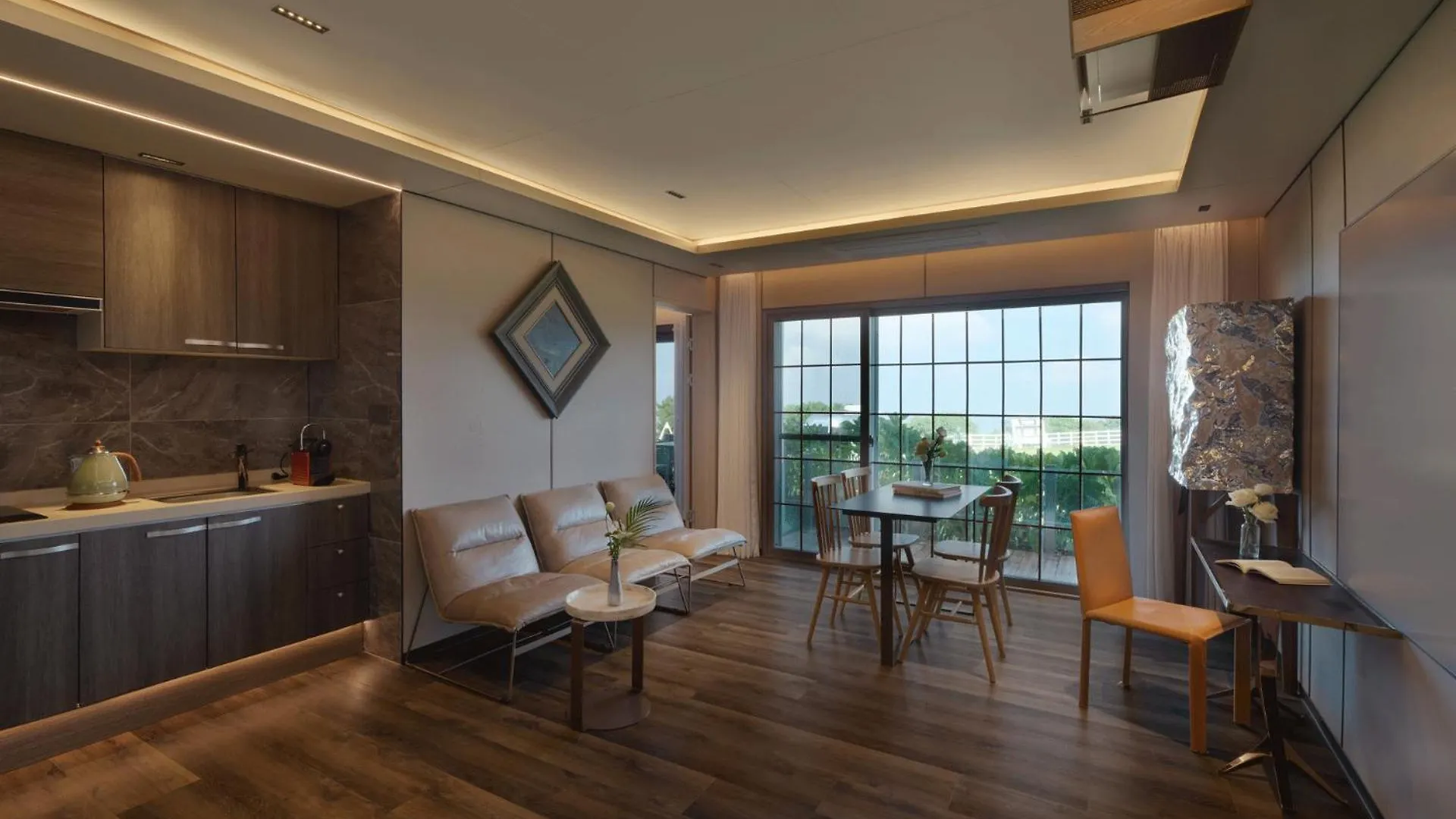 Amber Pure Hill Hotels & Resorts Jeju 5*,