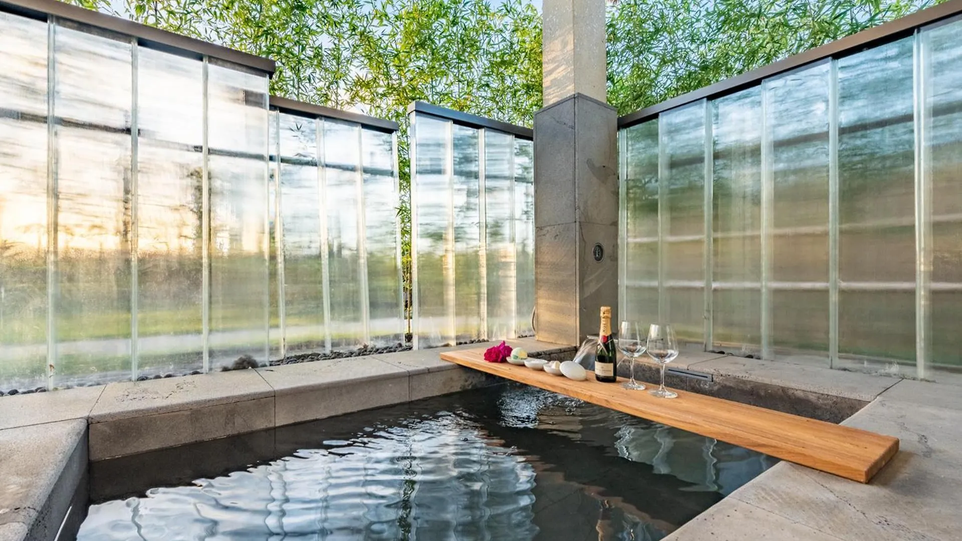 Amber Pure Hill Hotels & Resorts Jeju 5*,  Sydkorea