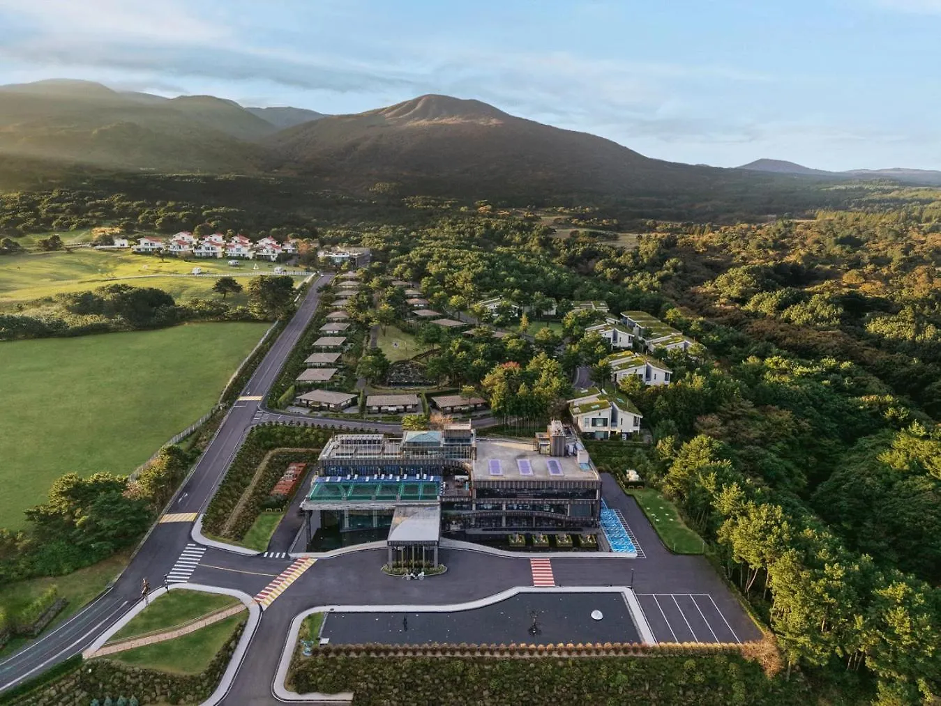 Amber Pure Hill Hotels & Resorts Чеджудо