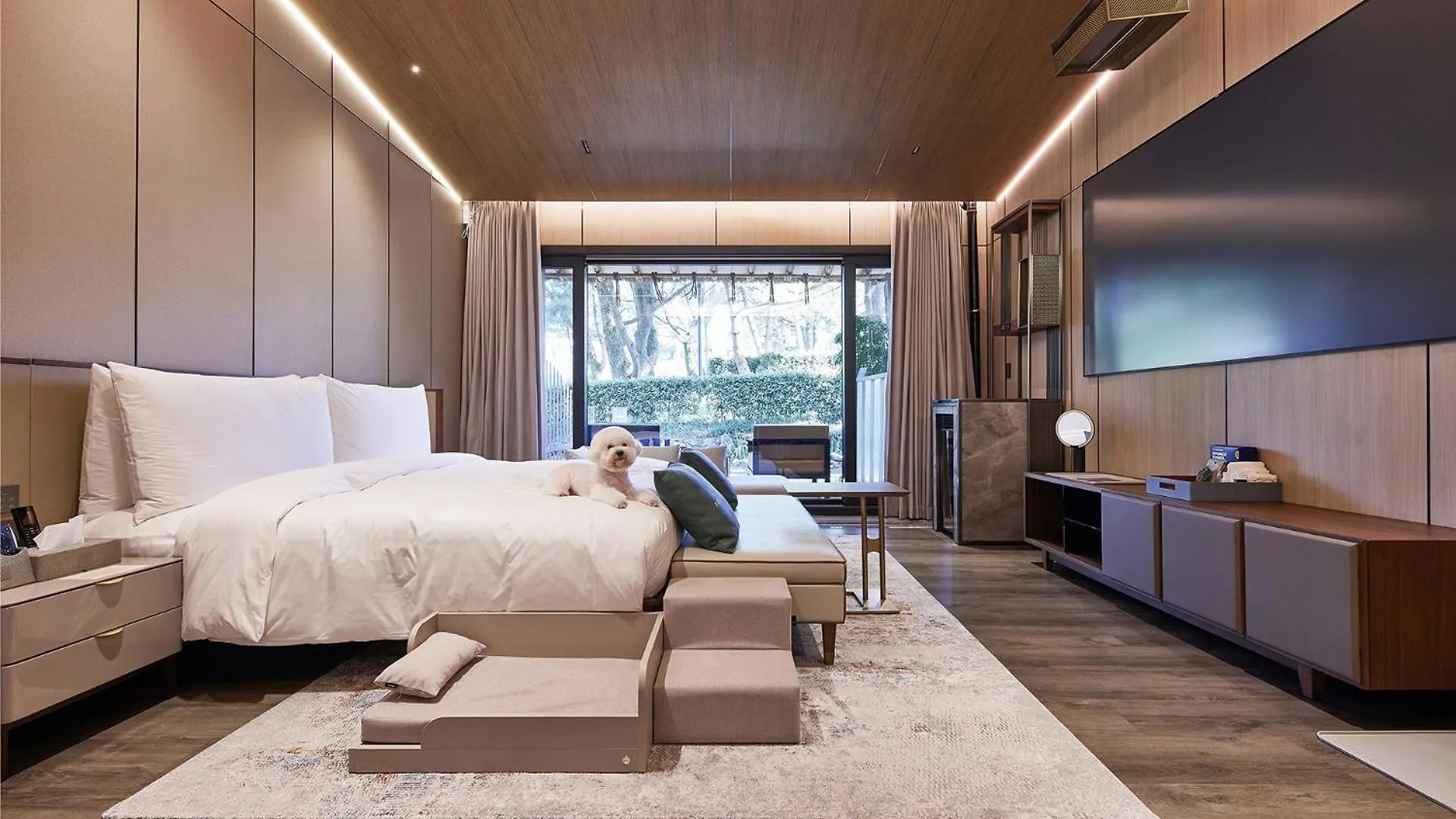 *****  Amber Pure Hill Hotels & Resorts Чеджудо Южная Корея